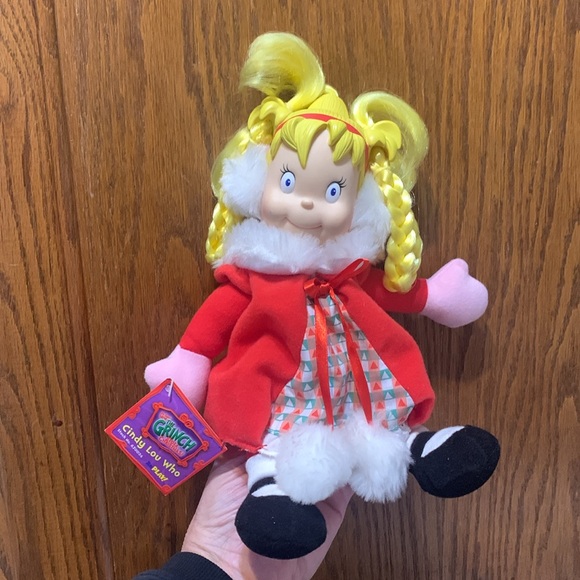 Cindy Lou Who Doll from Grinch stold Christmas by Universal - Picture 13 of 15